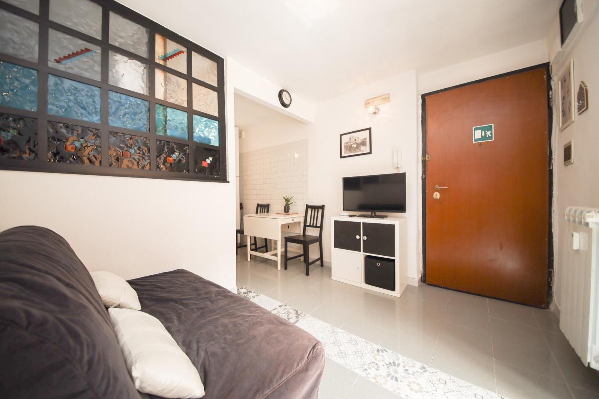 B Live By Ghor Apartment Rom