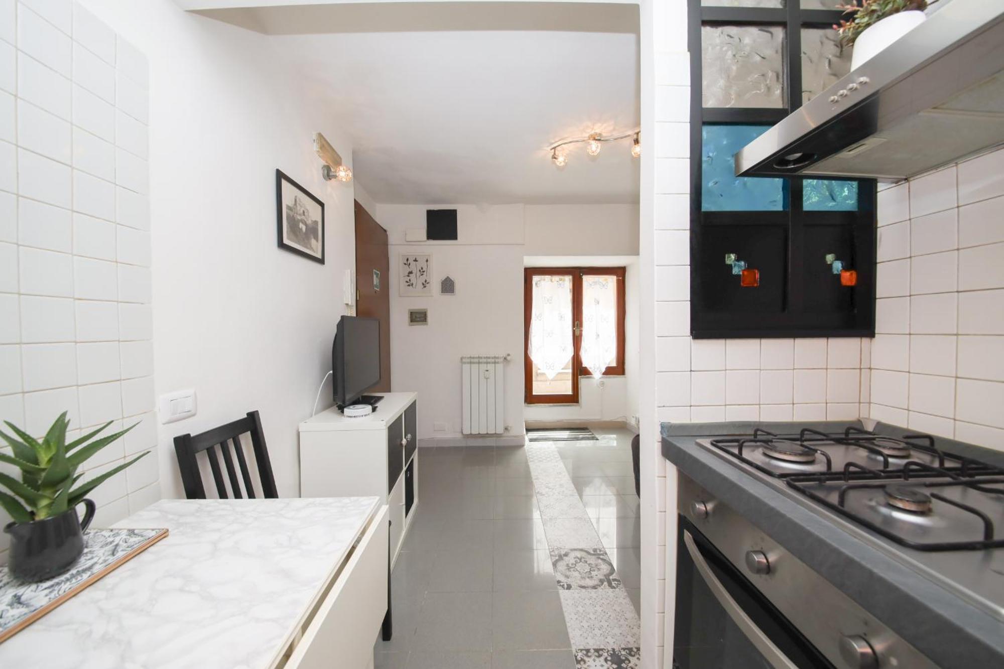 Apartment B Live By Ghor